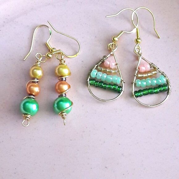 artisan earrings 620#mfs Teardrop green peach seed bead earrings & glass pearl d - Picture 2 of 4